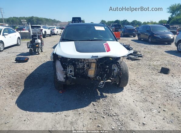 3C4NJDDNXRT577120 2024 JEEP COMPASS White უკანა სალონის ხედი
