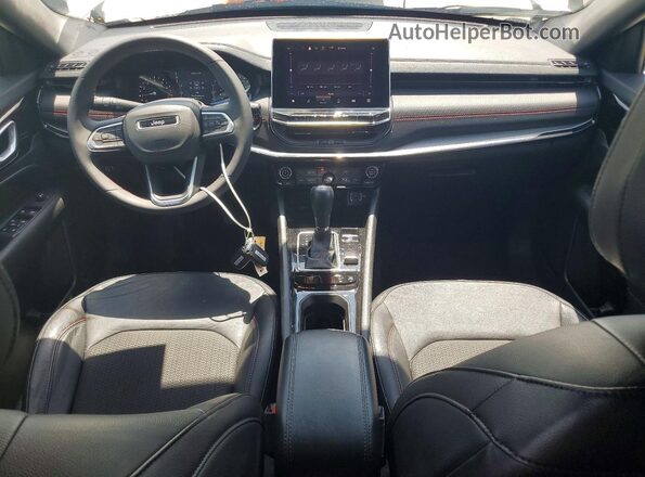 3C4NJDDNXST533205 2025 JEEP COMPASS Белый Вид панели приборов
