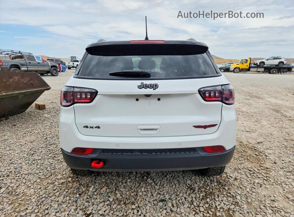 3C4NJDDNXTT178148 2026 JEEP COMPASS White Rear view