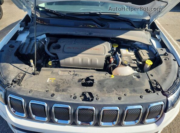 3C4NJDFB0NT206822 2022 JEEP COMPASS White უკანა სალონის ხედი