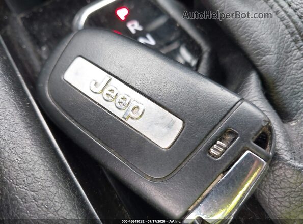 3C4NJDFB2NT128138 2022 JEEP COMPASS White Вид панелі приладів