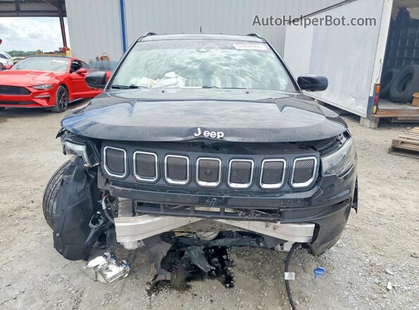 3C4NJDFB3NT196870 2022 JEEP COMPASS Black Widok z przodu