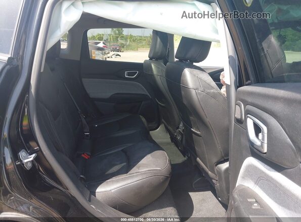 3C4NJDFB8NT113482 2022 JEEP COMPASS Black VIN կոդի պիտակի տեսք