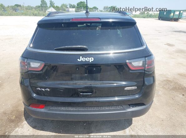 3C4NJDFB8NT113482 2022 JEEP COMPASS Black 