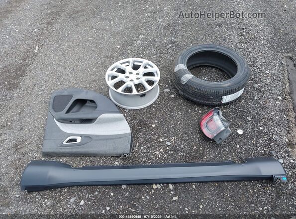 3C4NJDFB9NT117881 2022 JEEP COMPASS Black ხელსაწყოთა პანელის ხედი