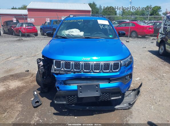 3C4NJDFN0PT560644 2023 JEEP COMPASS Blue ხელსაწყოთა პანელის ხედი