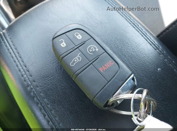3C4NJDFN7PT512977 2023 JEEP COMPASS Gray Առջևի վահանակի տեսք