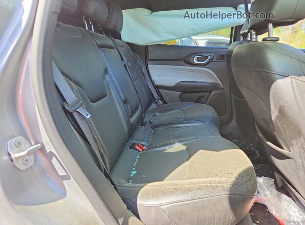 3C4NJDFN8PT515225 2023 JEEP COMPASS Gray Vista interior trasera