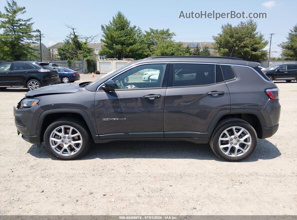 3C4NJDFN8RT169793 2024 JEEP COMPASS Gray 360 interior view