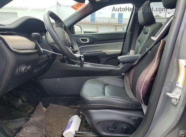 3C4NJDFN9RT602621 2024 JEEP COMPASS Серый Вид салона спереди