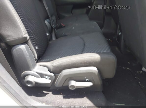 3C4PDCAB4JT241777 2018 DODGE JOURNEY White VIN sticker view