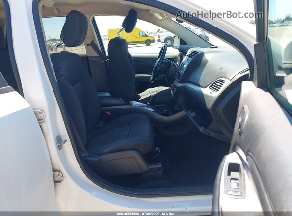 3C4PDCAB5HT608261 2017 DODGE JOURNEY White Вид салону спереду