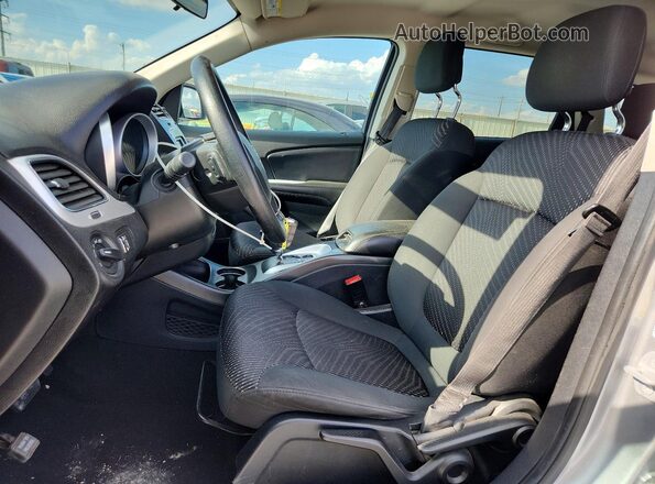 3C4PDCAB8JT275351 2018 DODGE JOURNEY Silver Вид салону спереду