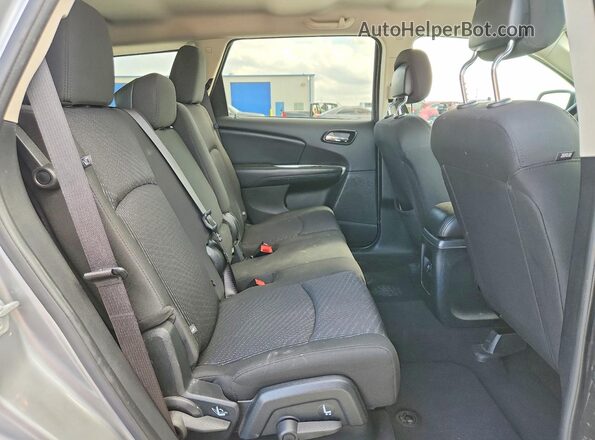 3C4PDCAB8JT275351 2018 DODGE JOURNEY Silver Вид задньої частини салону