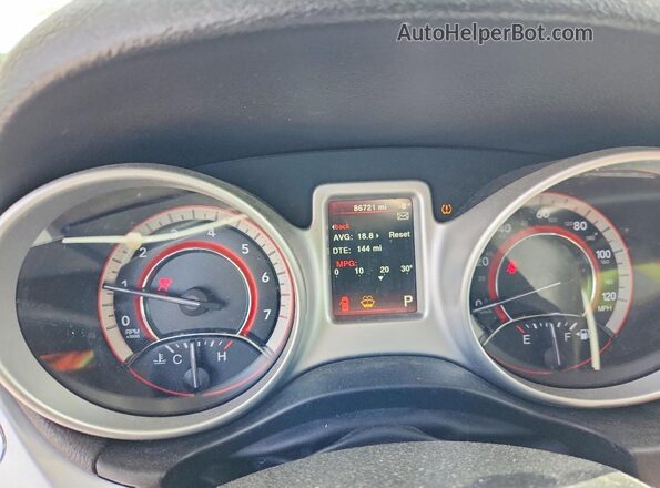 3C4PDCAB8JT445661 2018 DODGE JOURNEY Green Սարքավորումների վահանակի տեսք