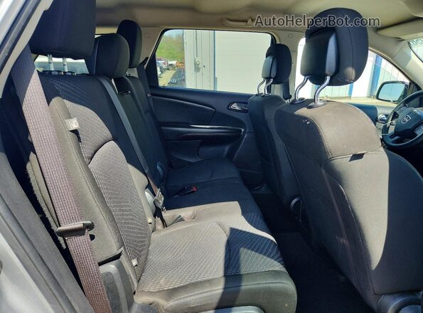 3C4PDCAB8LT249299 2020 DODGE JOURNEY Silver Vista interior trasera
