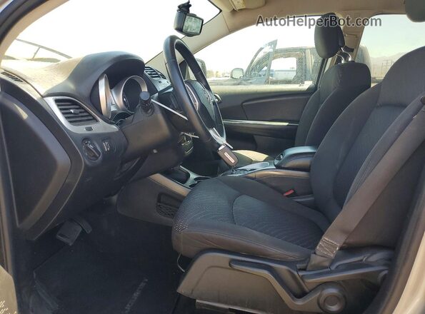 3C4PDCAB9HT539218 2017 DODGE JOURNEY Серебряный Вид салона спереди