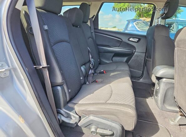 3C4PDCAB9JT183052 2018 DODGE JOURNEY Silver Вид задньої частини салону