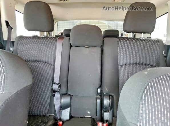 3C4PDCBB0KT866287 2019 DODGE JOURNEY Silver Widok tylnych siedzeń