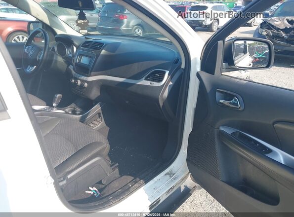 3C4PDCBB6KT731976 2019 DODGE JOURNEY White Widok wnętrza z przodu