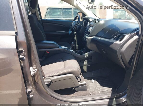 3C4PDCBB9HT569902 2017 DODGE JOURNEY Gray Widok wnętrza z przodu