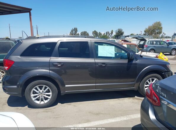 3C4PDCBB9HT569902 2017 DODGE JOURNEY Gray Widok wnętrza z tyłu