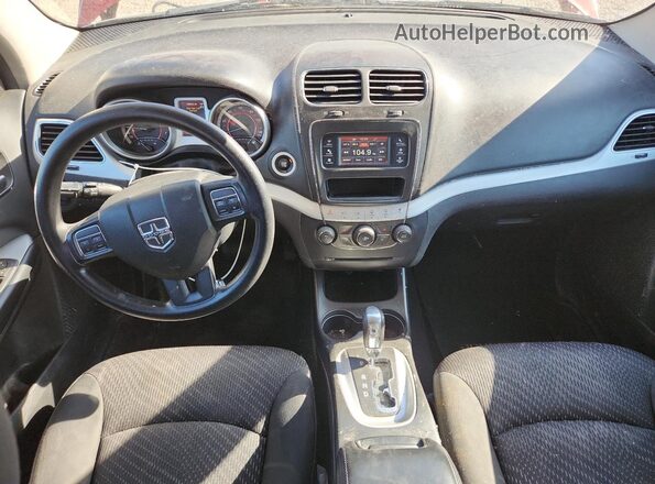 3C4PDCBG3HT515636 2017 DODGE JOURNEY Red Вид панелі приладів