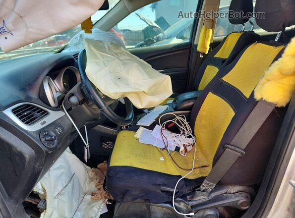 3C4PDCBG4JT525176 2018 DODGE JOURNEY Серебряный Вид салона спереди