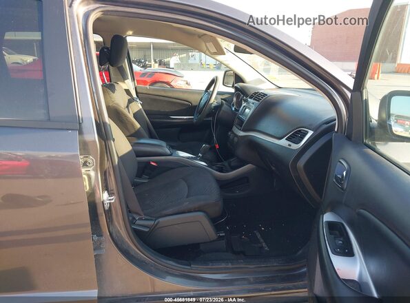 3C4PDCBG7HT589142 2017 DODGE JOURNEY Gray Вид салону спереду