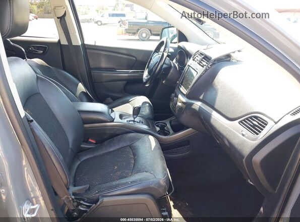 3C4PDCGB4KT751300 2019 DODGE JOURNEY Серый Вид салона спереди