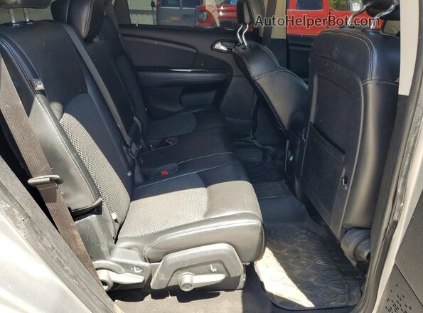 3C4PDCGG4JT215831 2018 DODGE JOURNEY Silver Սալոնի հետևի տեսք