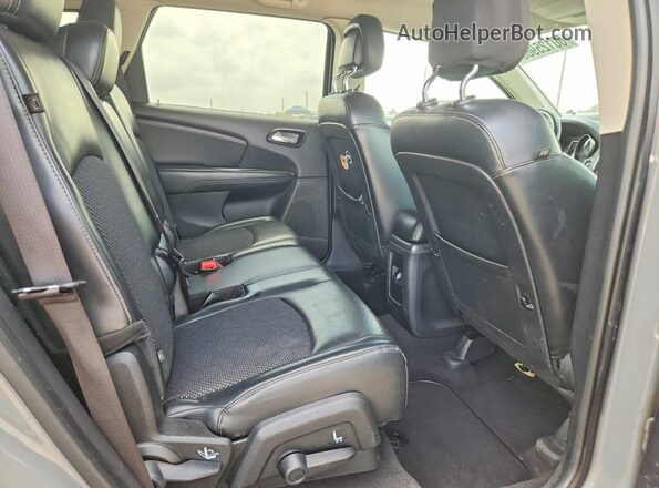 3C4PDCGGXKT857925 2019 DODGE JOURNEY Gray Вид задньої частини салону