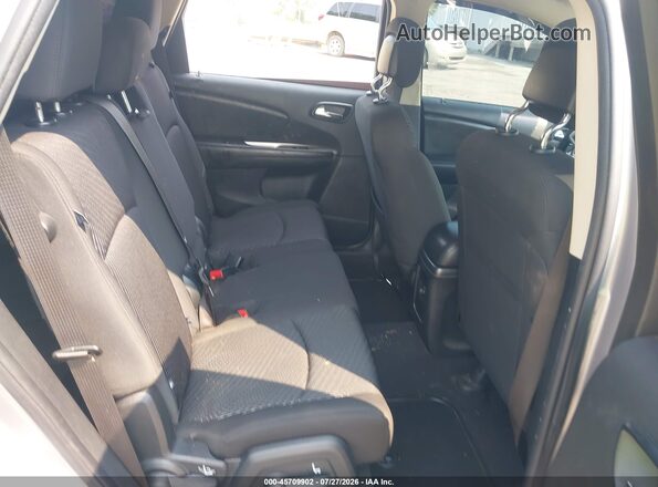 3C4PDDBG9JT220259 2018 DODGE JOURNEY Silver Widok naklejki z numerem VIN