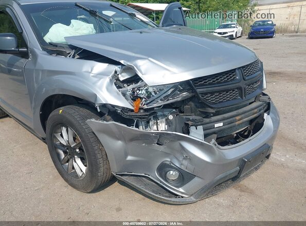 3C4PDDBG9JT220259 2018 DODGE JOURNEY Silver Widok z przodu
