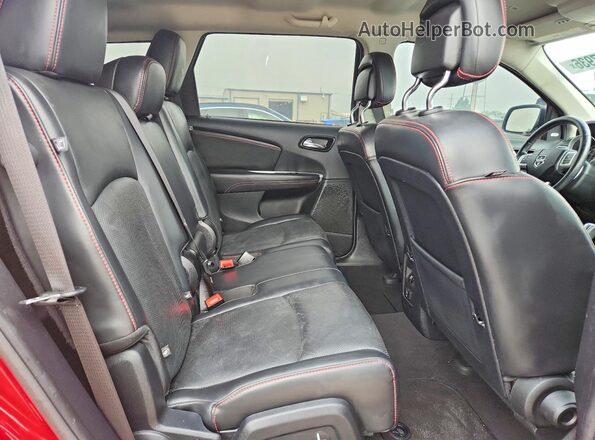 3C4PDDEG0JT278451 2018 DODGE JOURNEY Red Rear interior view