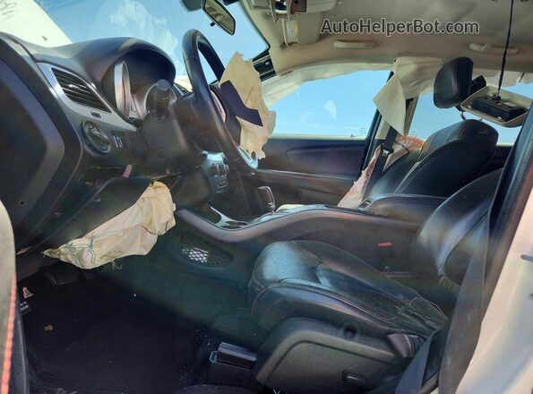 3C4PDDEG0JT371681 2018 DODGE JOURNEY White Widok wnętrza z przodu