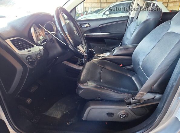 3C4PDDEG0KT784489 2019 DODGE JOURNEY Gray Vista interior delantera