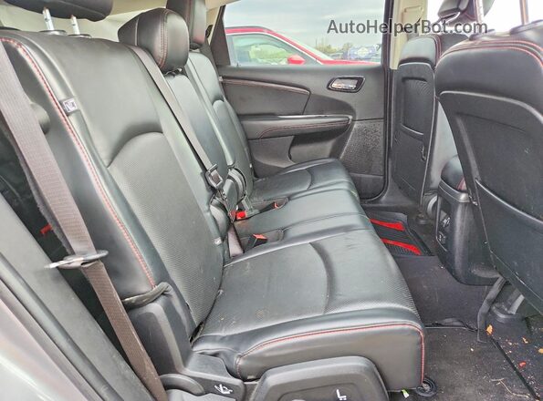 3C4PDDEG1JT390109 2018 DODGE JOURNEY Gray Vista interior trasera
