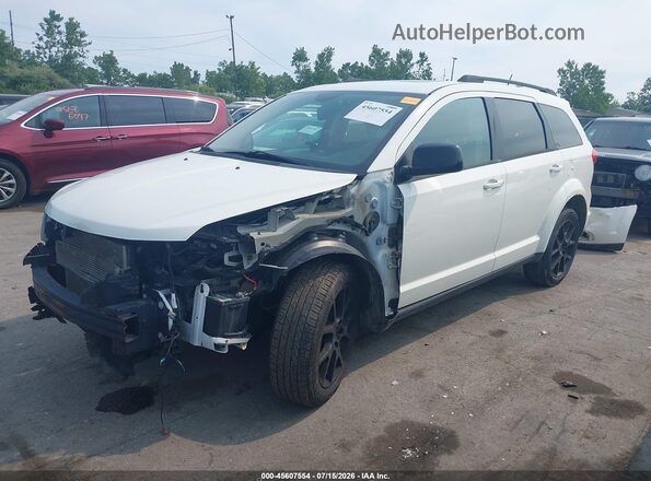 3C4PDDEG8HT541828 2017 DODGE JOURNEY White Vista tres cuartos delantera izquierda