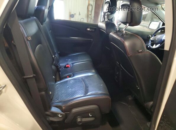 3C4PDDEG8JT353431 2018 DODGE JOURNEY White Vista de los asientos traseros