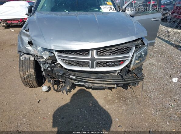 3C4PDDEG8KT687377 2019 DODGE JOURNEY Silver Widok z przodu