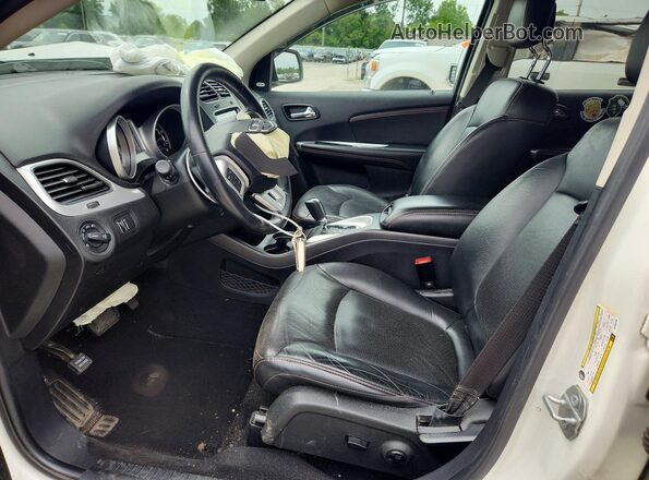 3C4PDDEG9KT702128 2019 DODGE JOURNEY White Widok wnętrza z przodu