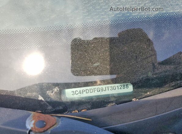 3C4PDDFG9JT301286 2018 DODGE JOURNEY Silver VIN sticker view