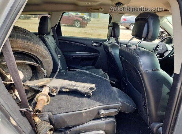 3C4PDDGG3KT794947 2019 DODGE JOURNEY Gray Rear interior view