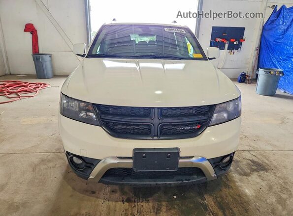 3C4PDDGG4JT386701 2018 DODGE JOURNEY White Widok z przodu