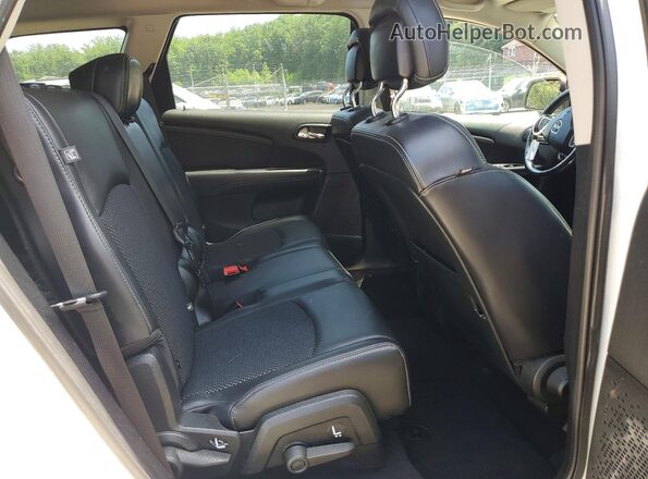 3C4PDDGGXJT450384 2018 DODGE JOURNEY White Widok wnętrza z tyłu
