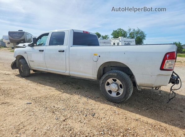 3C63R2GL2NG276477 2022 RAM 3500 White Trasero izquierdo