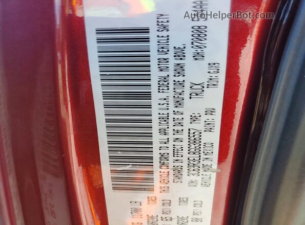 3C63R3EL8GG386557 2016 RAM 3500 Maroon Widok komory silnika