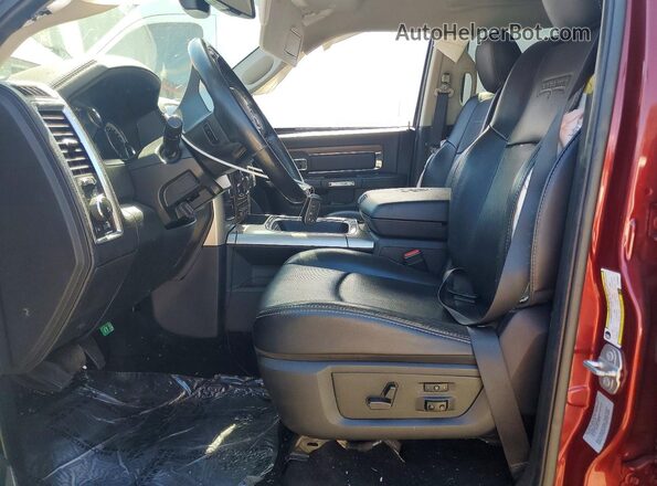 3C63R3EL8GG386557 2016 RAM 3500 Maroon Widok wnętrza z przodu