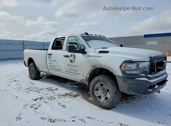 3C63R3GJ3RG404896 2024 RAM 3500 White Передня права чверть